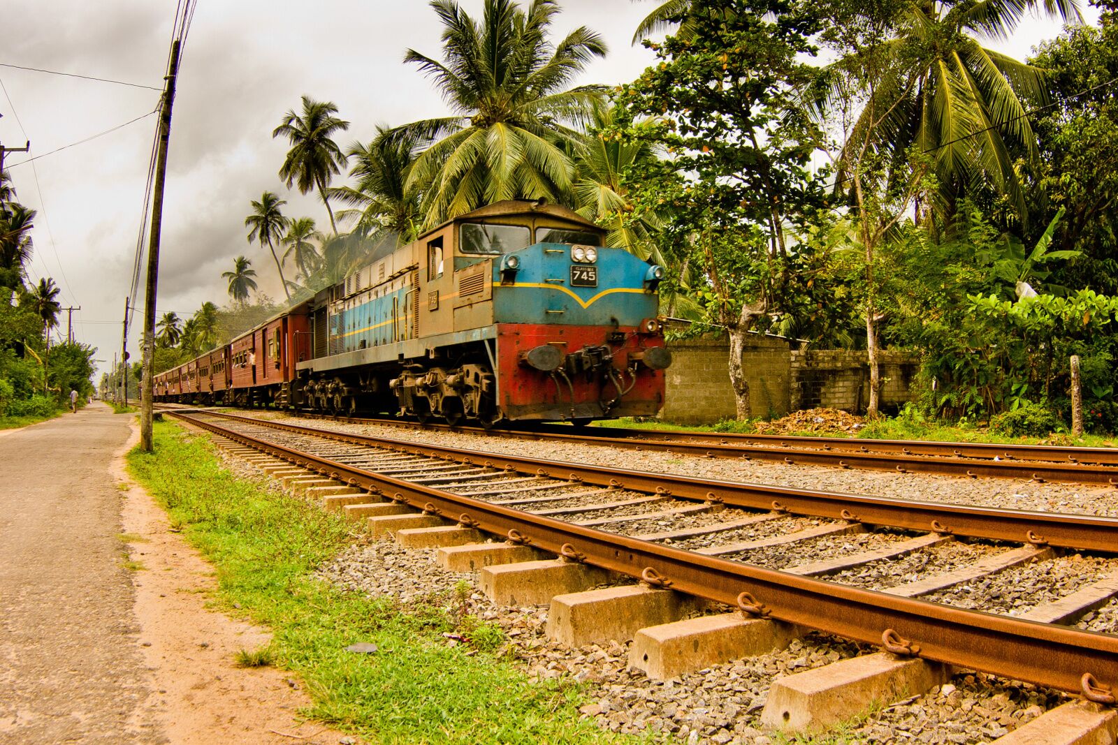 indian-railways-train-engine