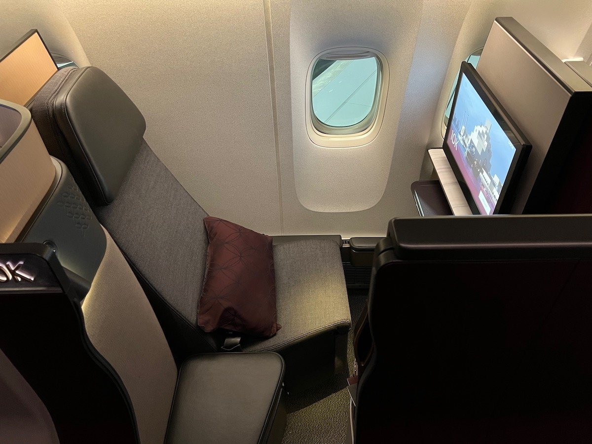 Qatar-Airways-Qsuites-777-14 Qatar-Airways-Qsuites-777-14