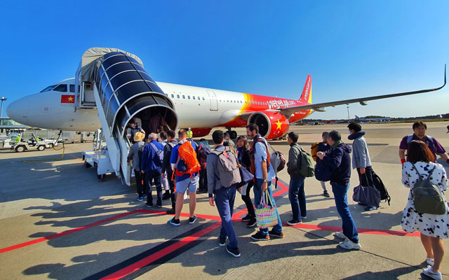 Vietjet-Passengers-640 Vietjet-Passengers-640