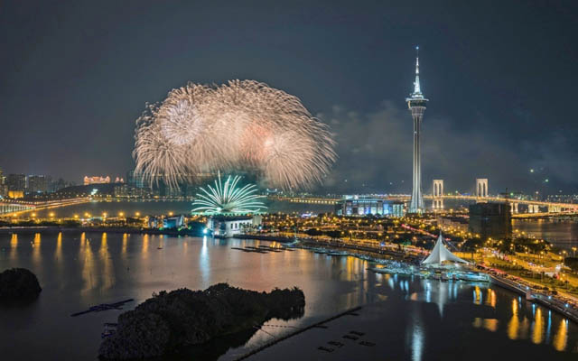 Macao_International_Fireworks_Display_Contest-Photo-MGTO-640