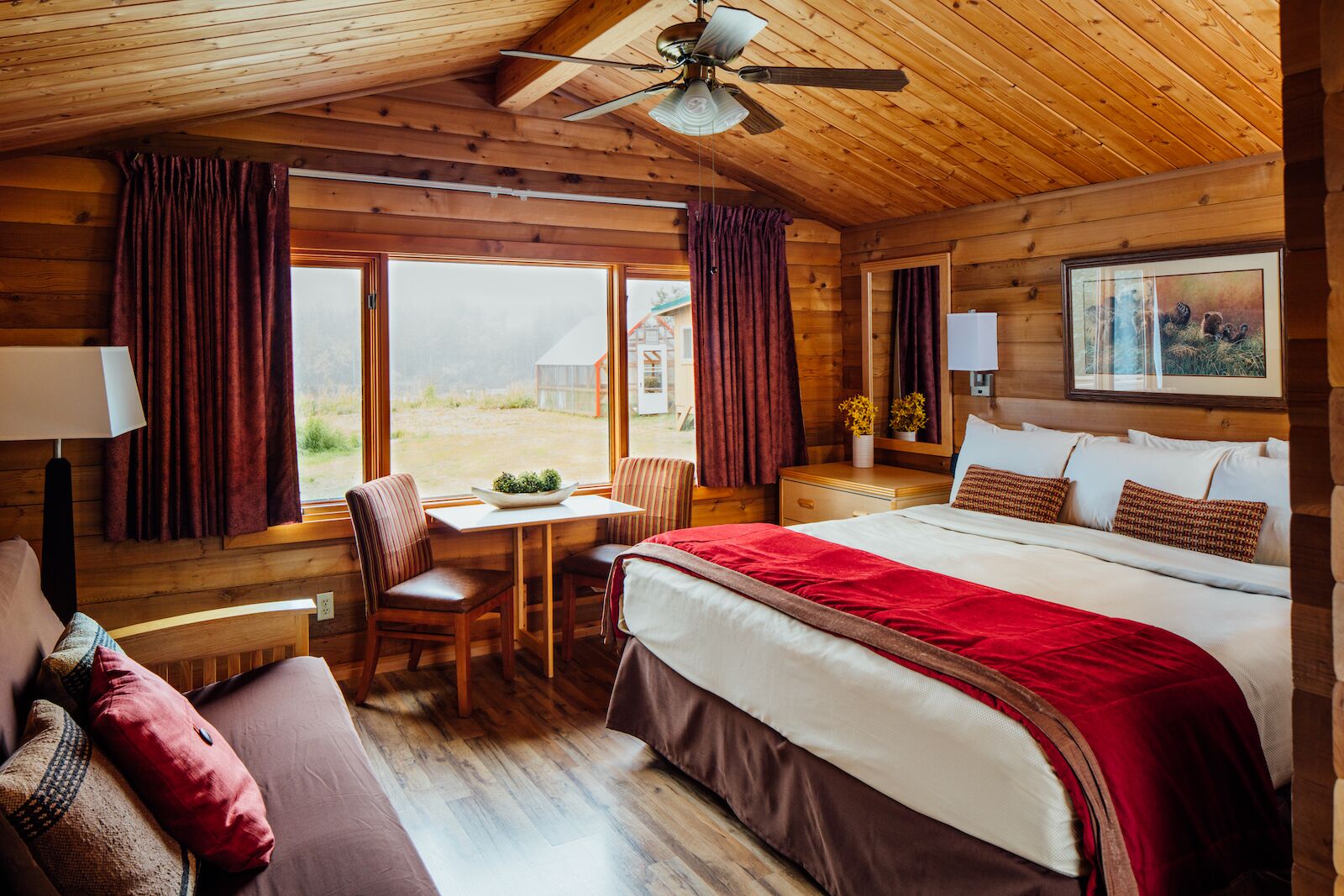 rooms-at-denali-backcountry-lodge