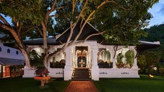 Luang-Prabang-resort-reflect-the-influences-of-anc