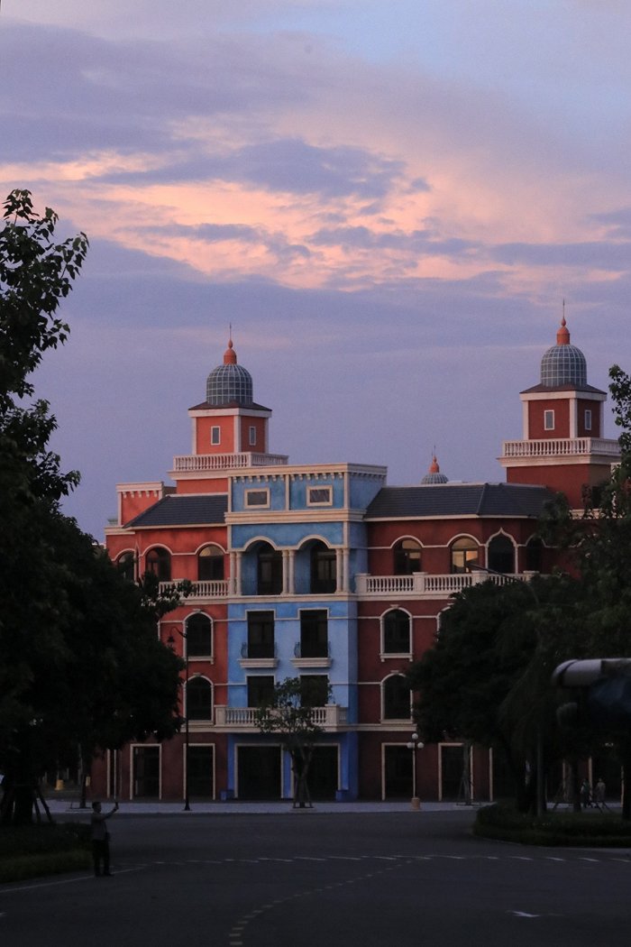 169918237434900_a700xH 169918237434900_a700xH