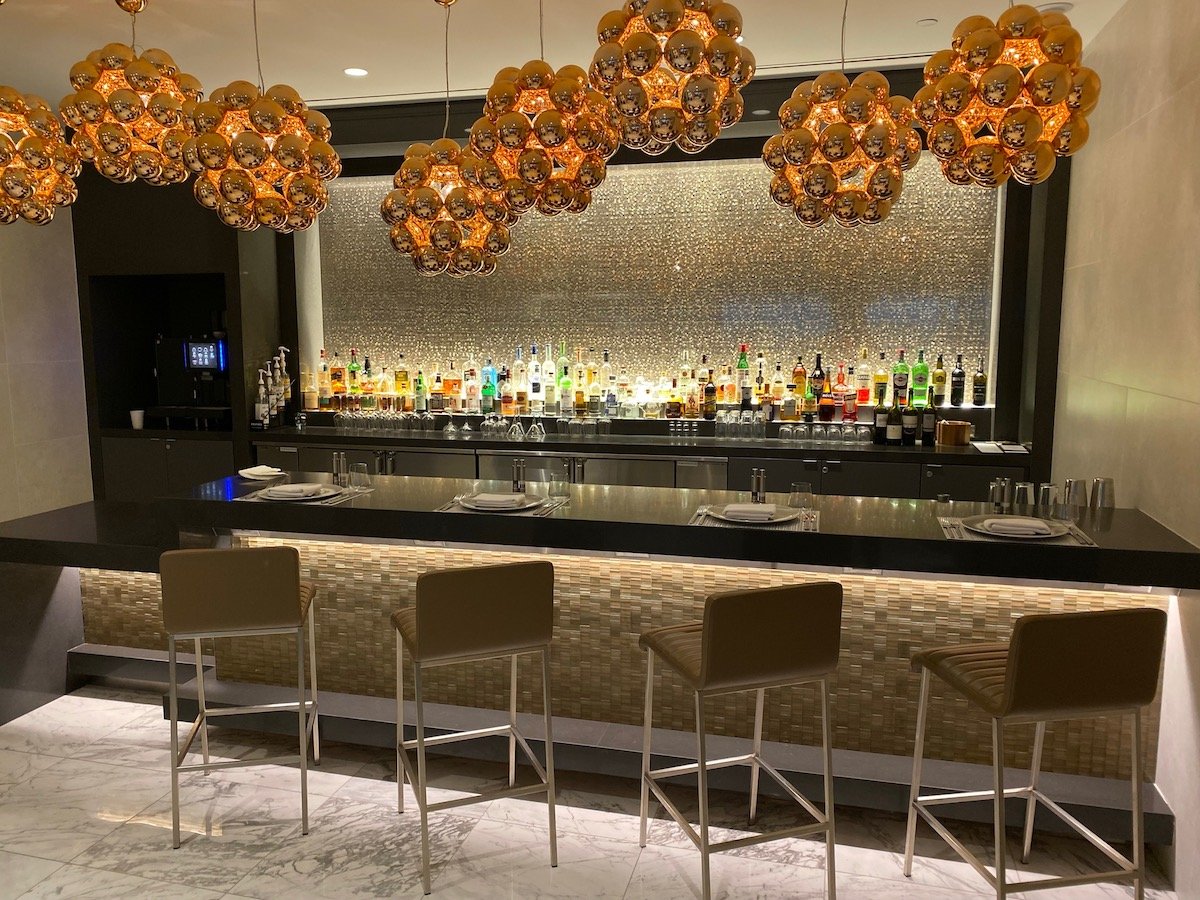 American-Flagship-First-Dining-DFW-2-1 American-Flagship-First-Dining-DFW-2-1