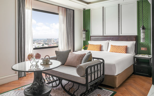 InterContinental-Chiang-Mai-The-Mae-Ping-room-640