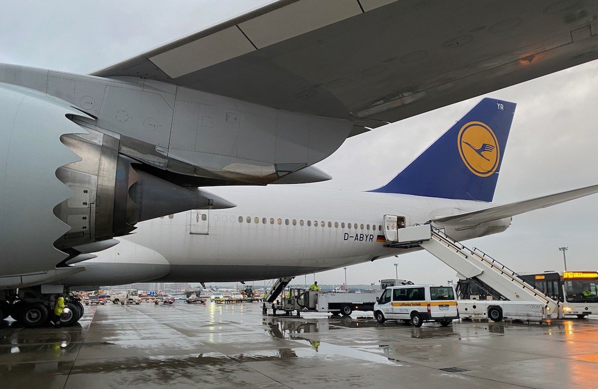 Lufthansa-First-Class-747-8-87