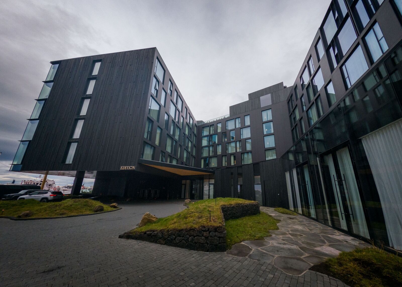 iceland-reykjavic-edition-exterior
