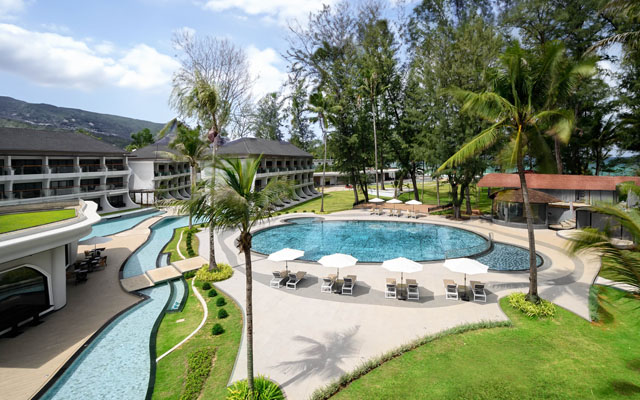 Amora-Beach-Resort-Phuket-640