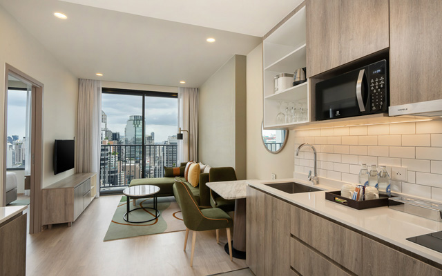 Staybridge-Suites-Bangkok-Sukhumvit-King-BR-Suite_640 Staybridge-Suites-Bangkok-Sukhumvit-King-BR-Suite_640