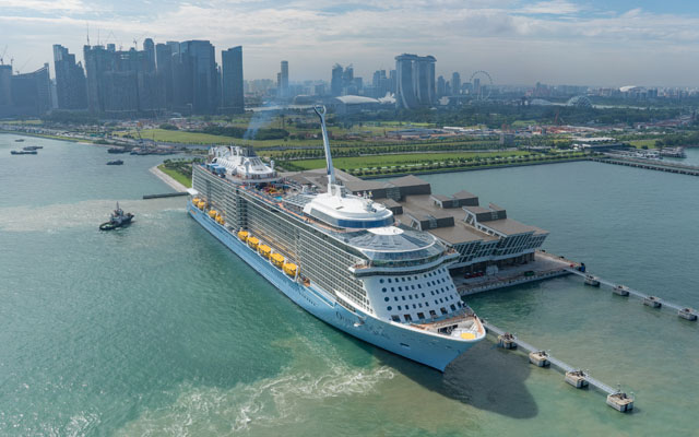 Ovation-of-the-Seas-in-SG-640