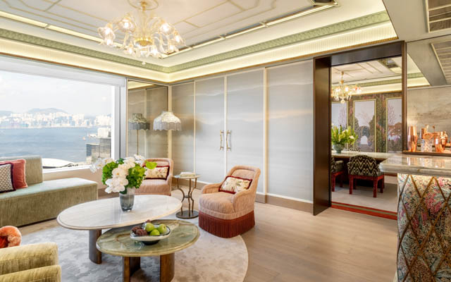 The-Shangri-La-Suite-Sitting-Room-Bar2-640 The-Shangri-La-Suite-Sitting-Room-Bar2-640