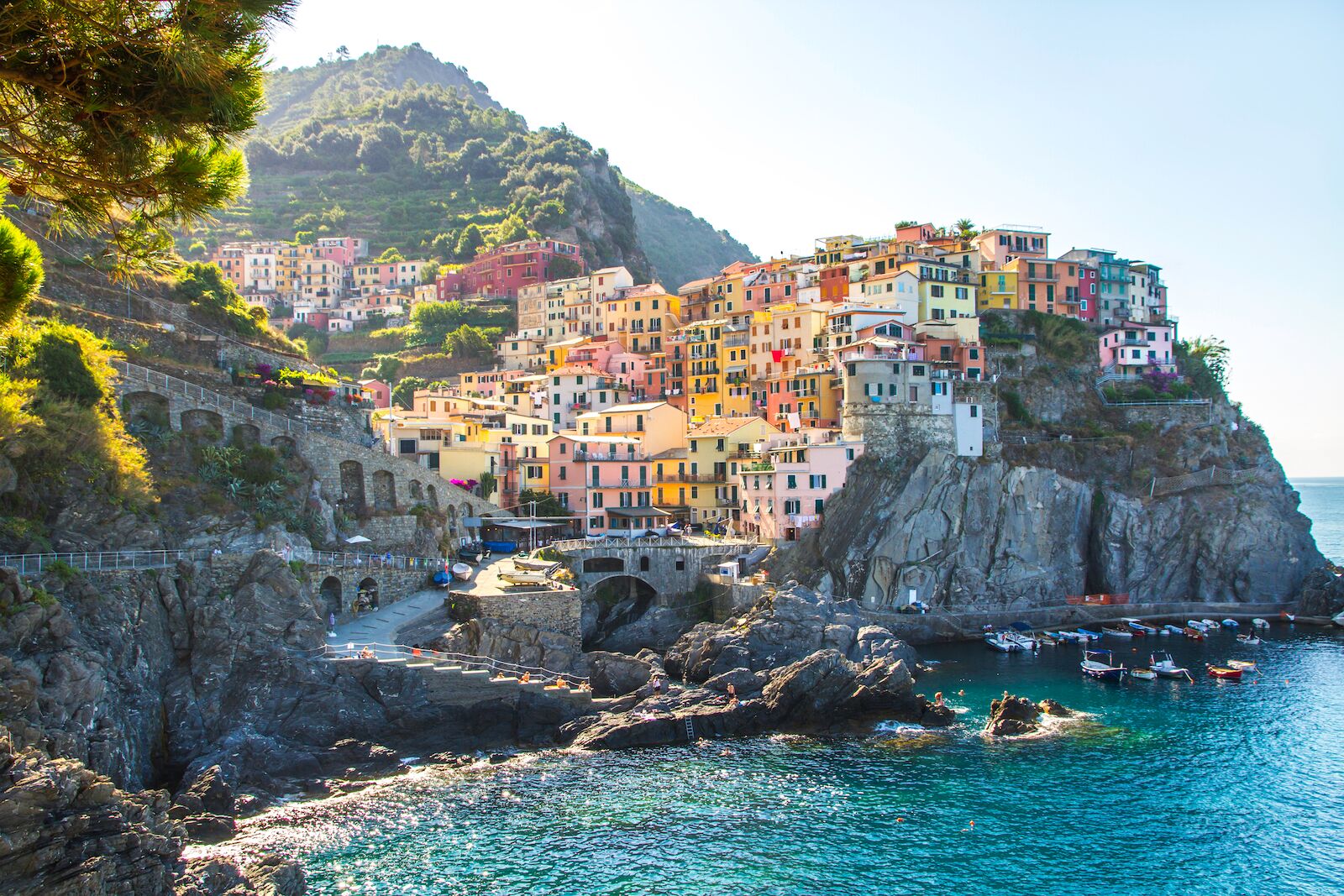 cinque-terre-town