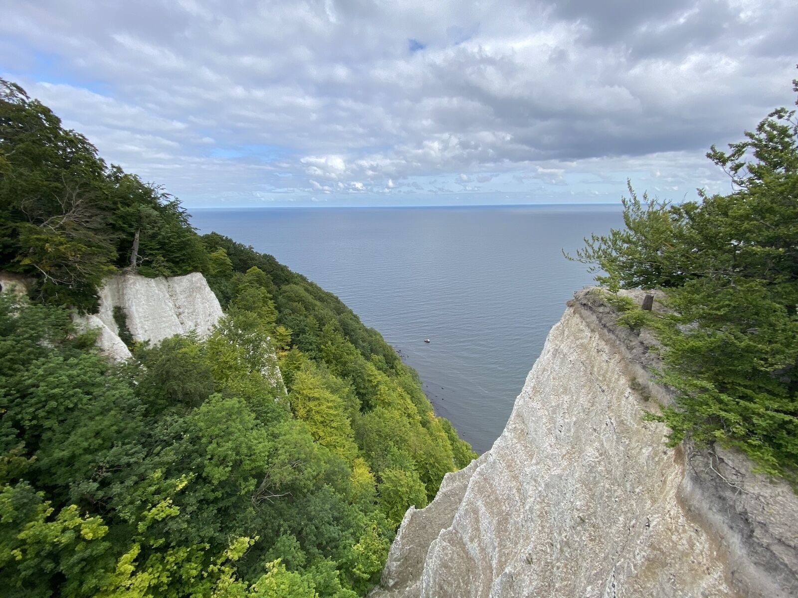 Konigsstuhl-National-Park-Center-Jasmund-National-Park-view-Skywalk