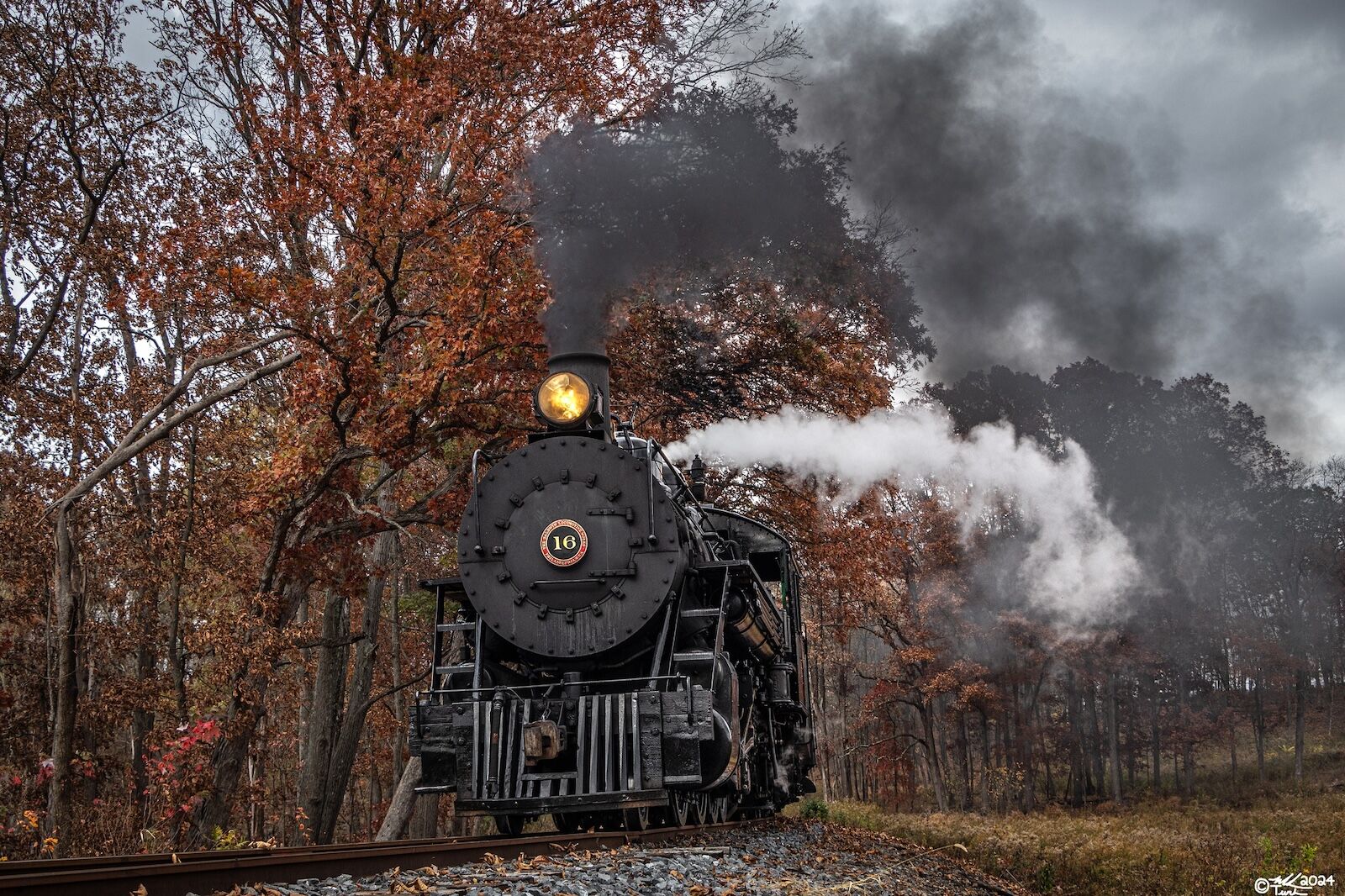 Fall-scenery-EAst-Broad-Top-Railroad