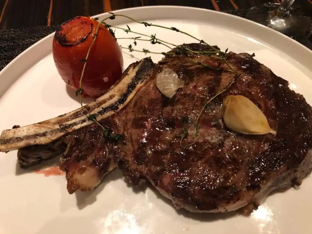 CARNIVAL-CRUISE-STEAKHOUSE-5-1030x772-1