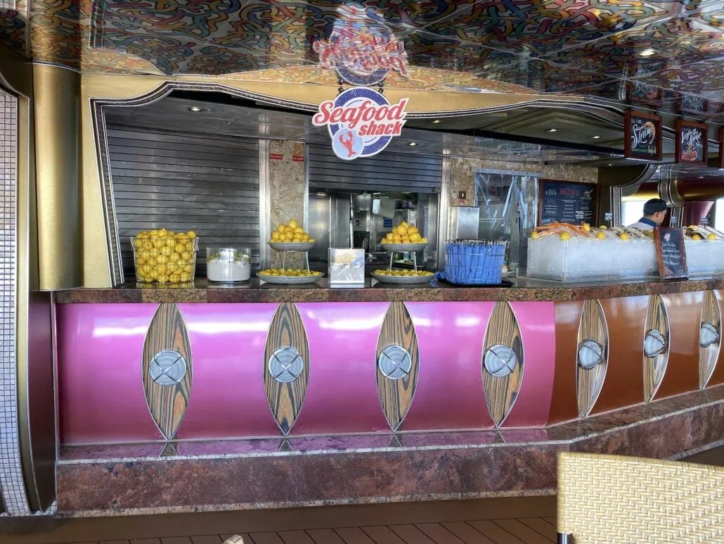 CARNIVAL-FREEDOM-SEAFOOD-SHACK-1030x773-1