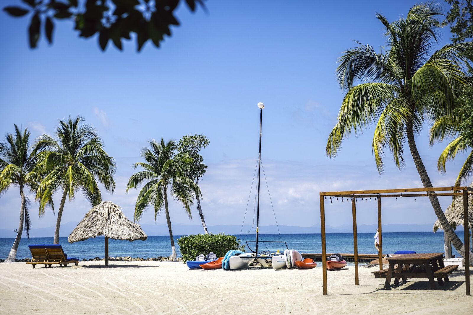 Royal-Belize_water-toys
