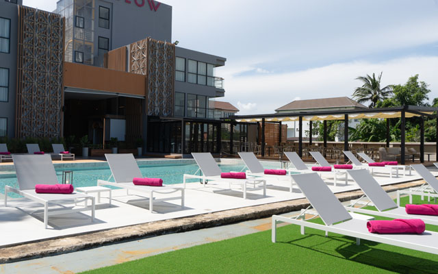 GLOW-BANGKOK-RIVERSIDE-640 GLOW-BANGKOK-RIVERSIDE-640