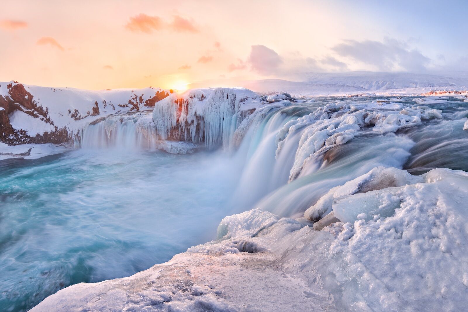 Godafoss-Iceland-Waterfalls-in-Winter-1