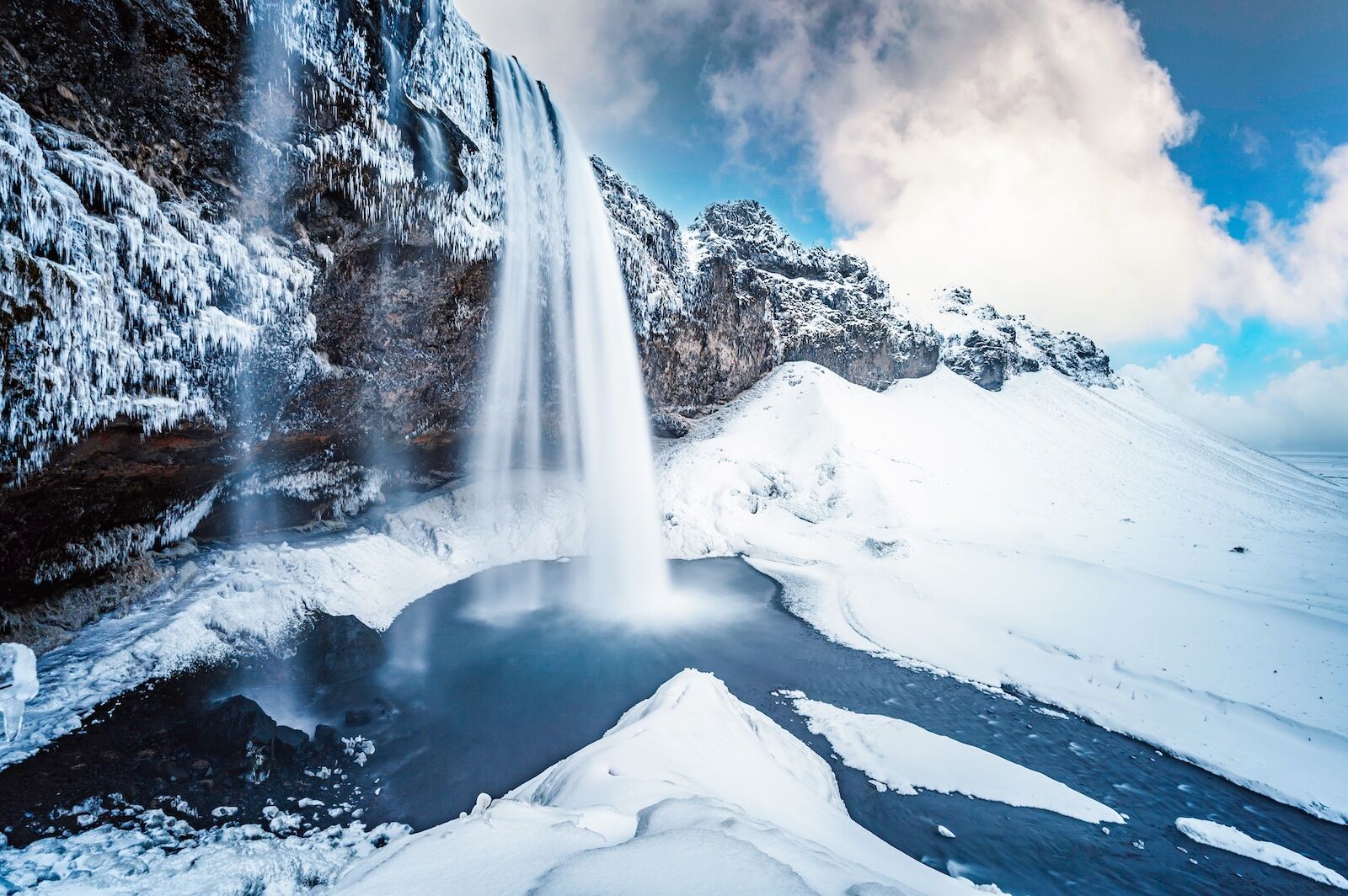 Seljalandsfoss-Iceland-waterfalls-in-winter-1
