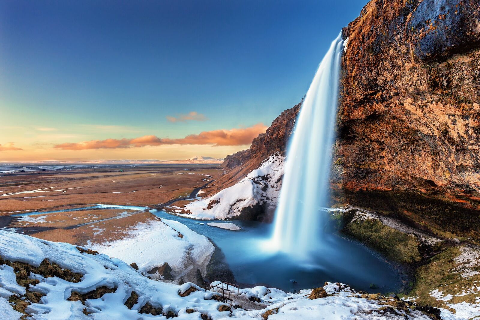 Seljalandsfoss-Iceland-waterfalls-in-winter-3