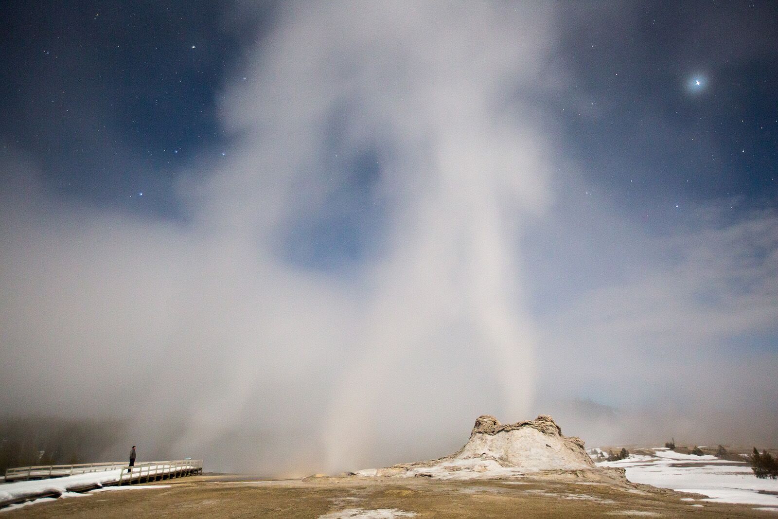 Castle-Geyser-NPS_Neal-Herbert