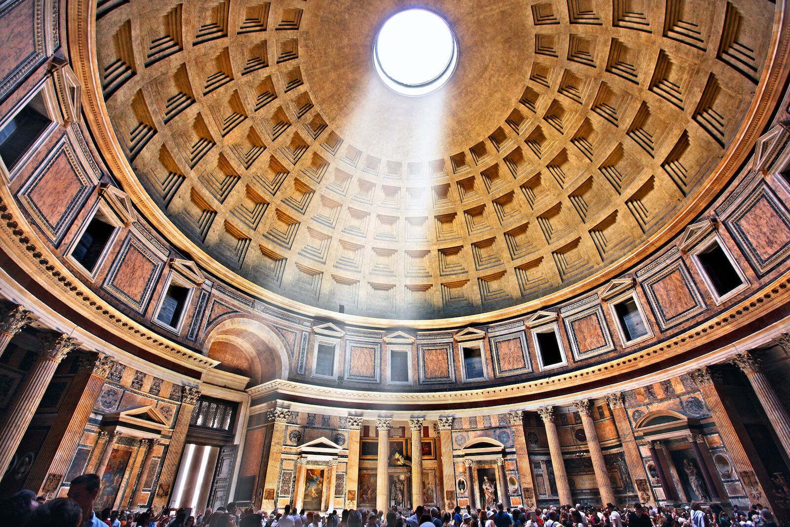 Dome-oculus-Rome-Pantheon