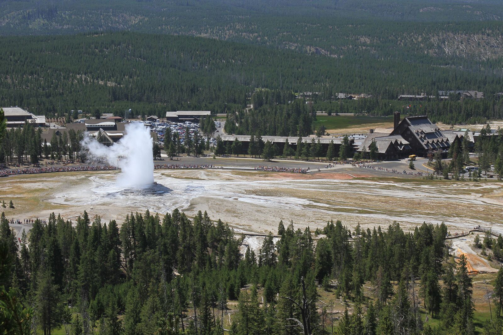 Old-Faithful-NPS_Jim-Peaco-2