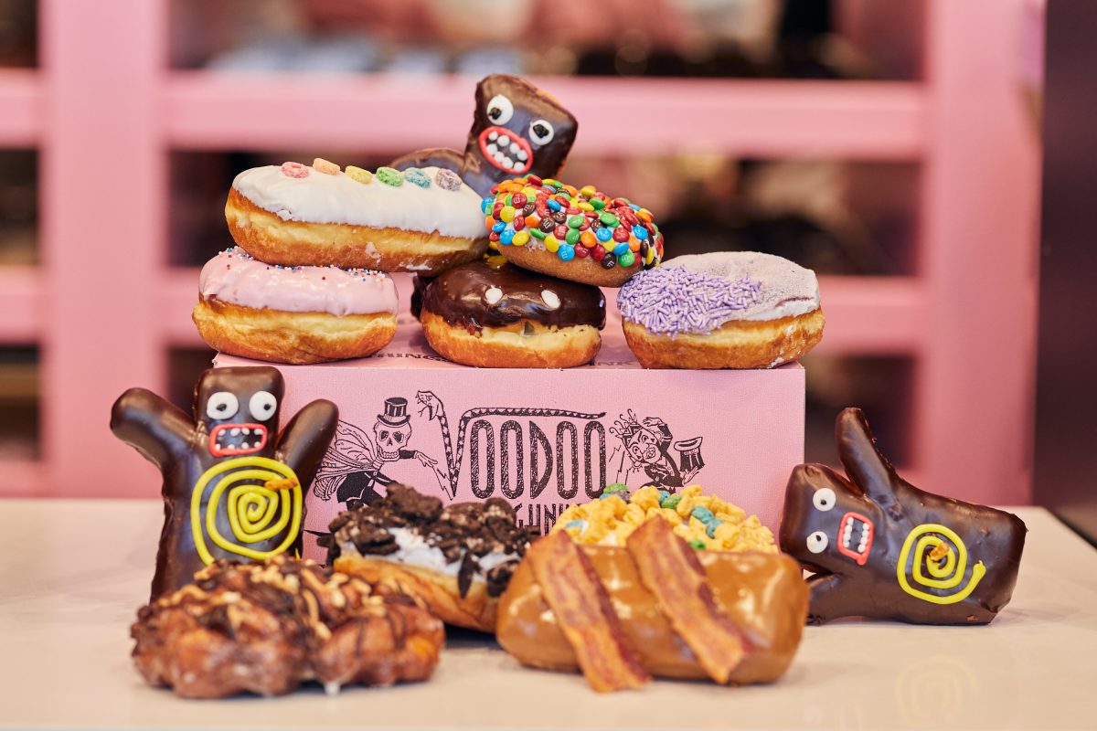 03_Voodoo-Doughnut-1200x800-1