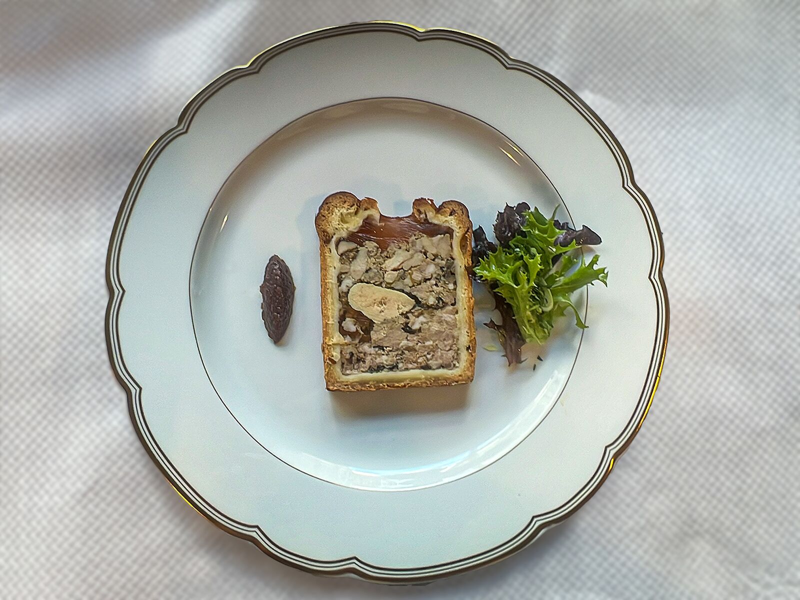 Pate-en-croute-from-Bouchon-Daniel-and-Denise-Photo-by-Erik-Trinidad