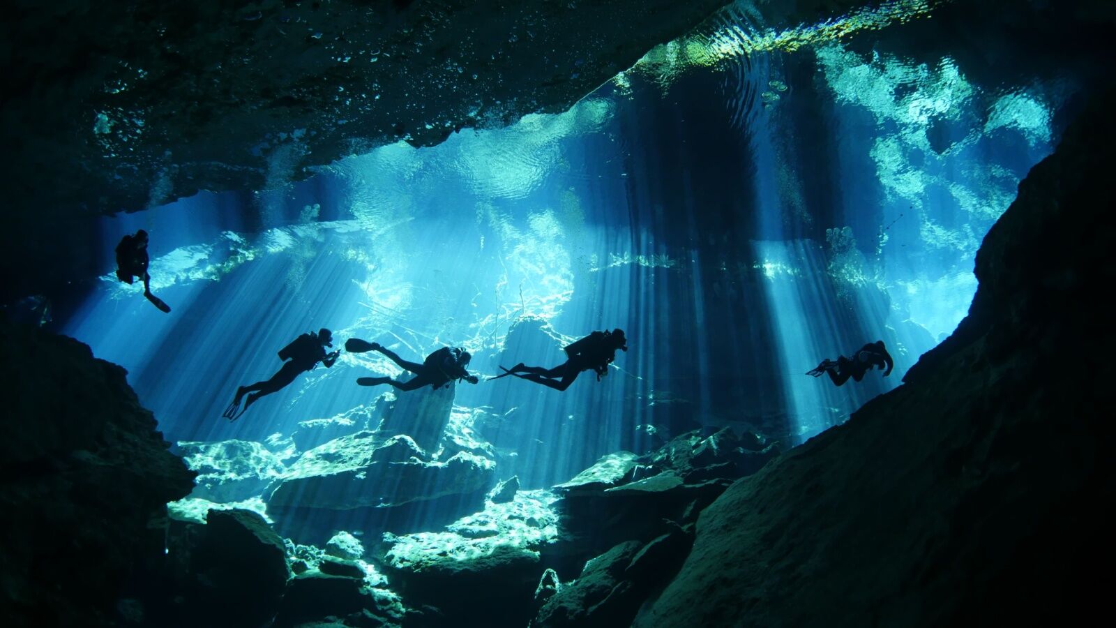 cavern-diving-group