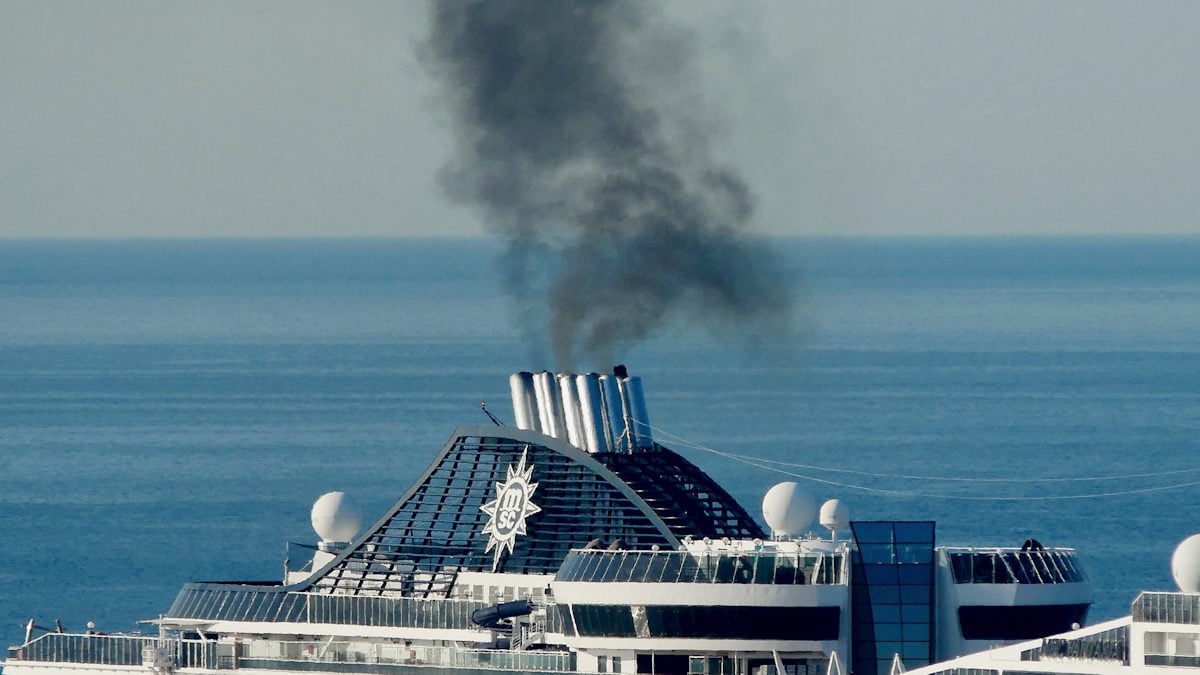 msc-smokestack msc-smokestack