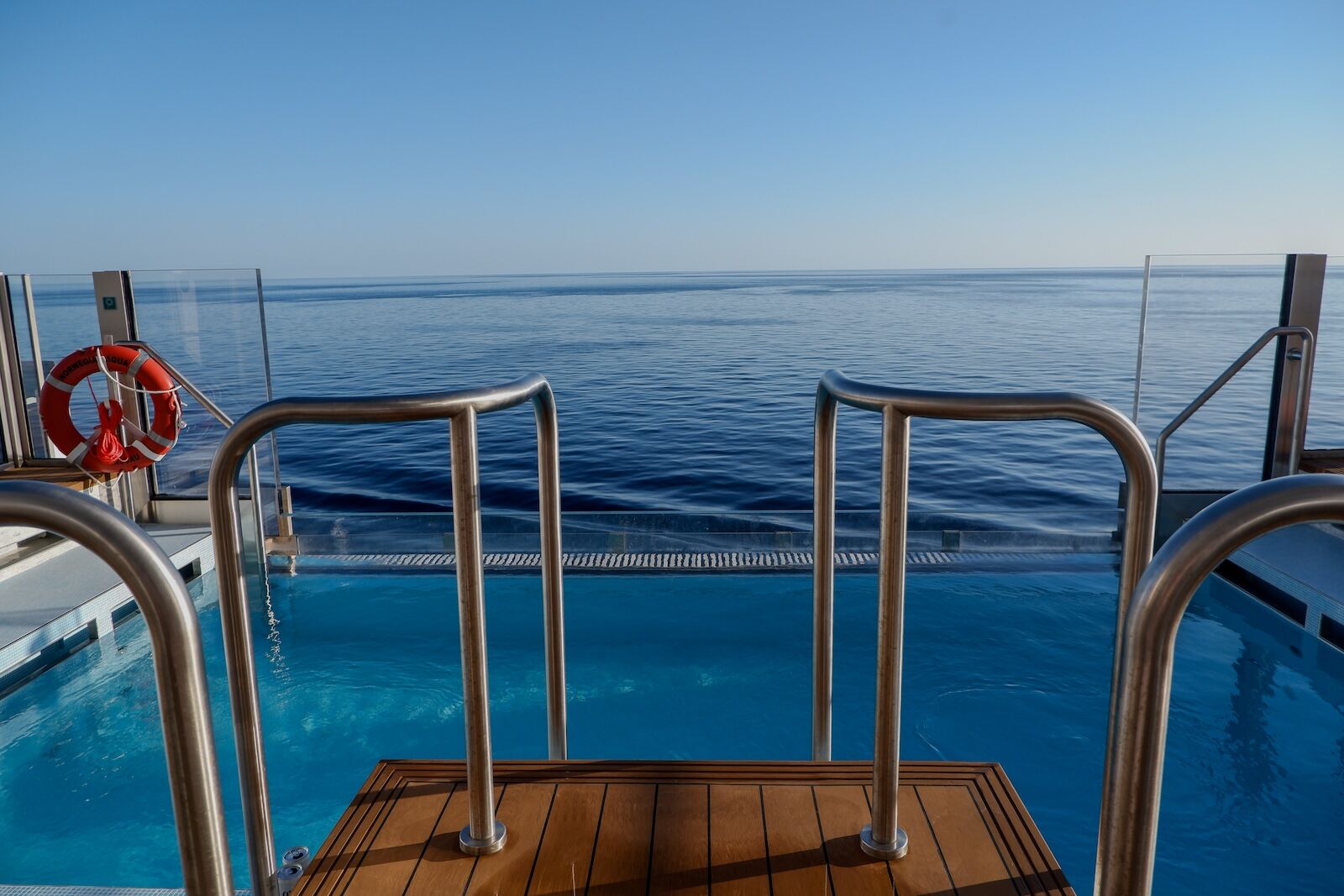 norwegian-aqua-pool norwegian-aqua-pool