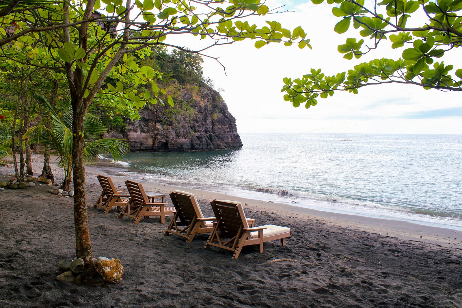 SECRET-BAY-BEACH