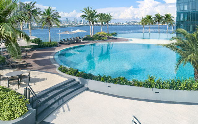 Level_5_Pools_Morning_640