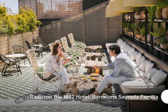 Radisson-Hotels-01