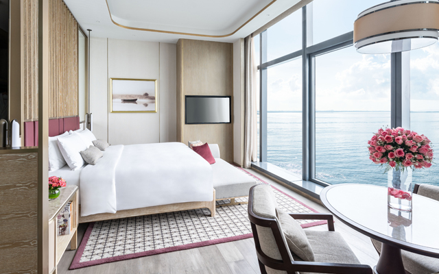 Signature_Seaview_King_Morning_640