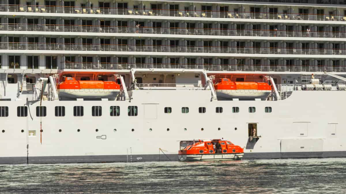 lifeboat1