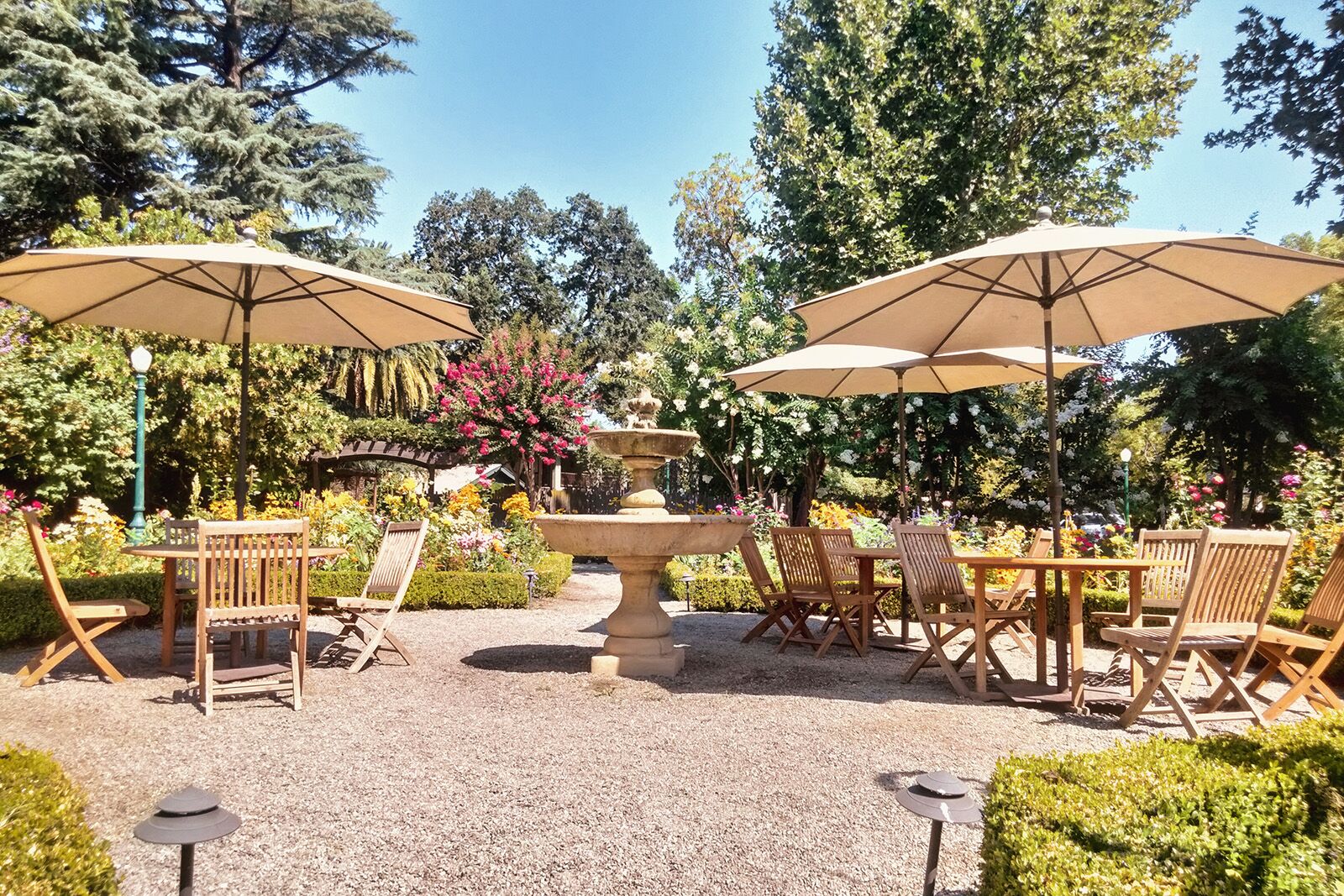 Appellation-Lodi-gardens-2