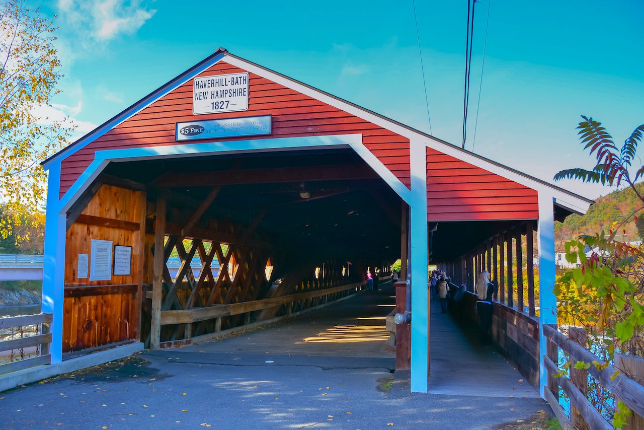 Historic-Haverhill-Bath-Covered-Bridge-in-New-Hampshire
