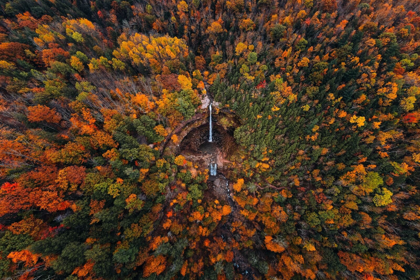 spectacular-waterfalls-usa-fall-2