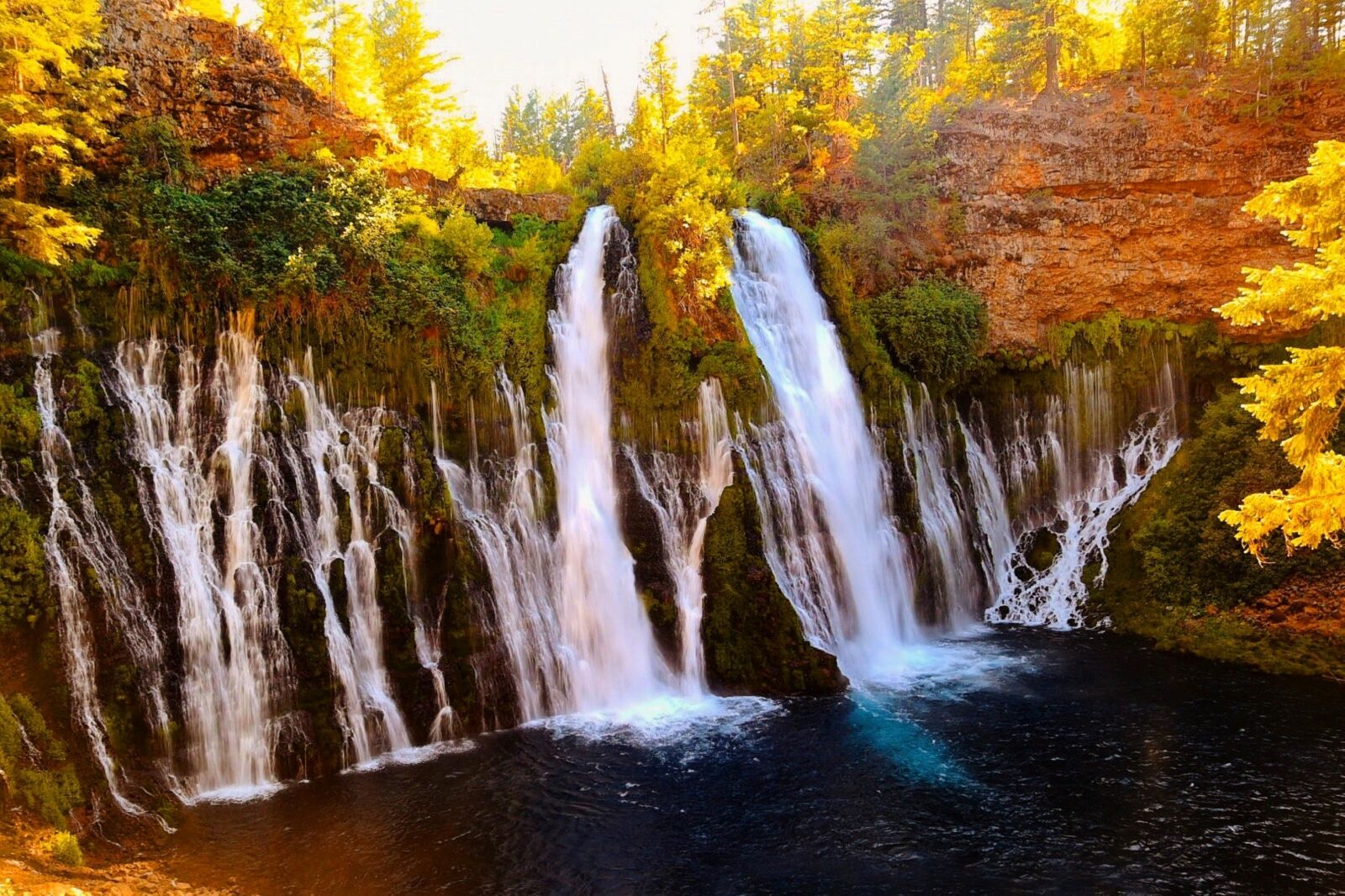 spectacular-waterfalls-usa-fall