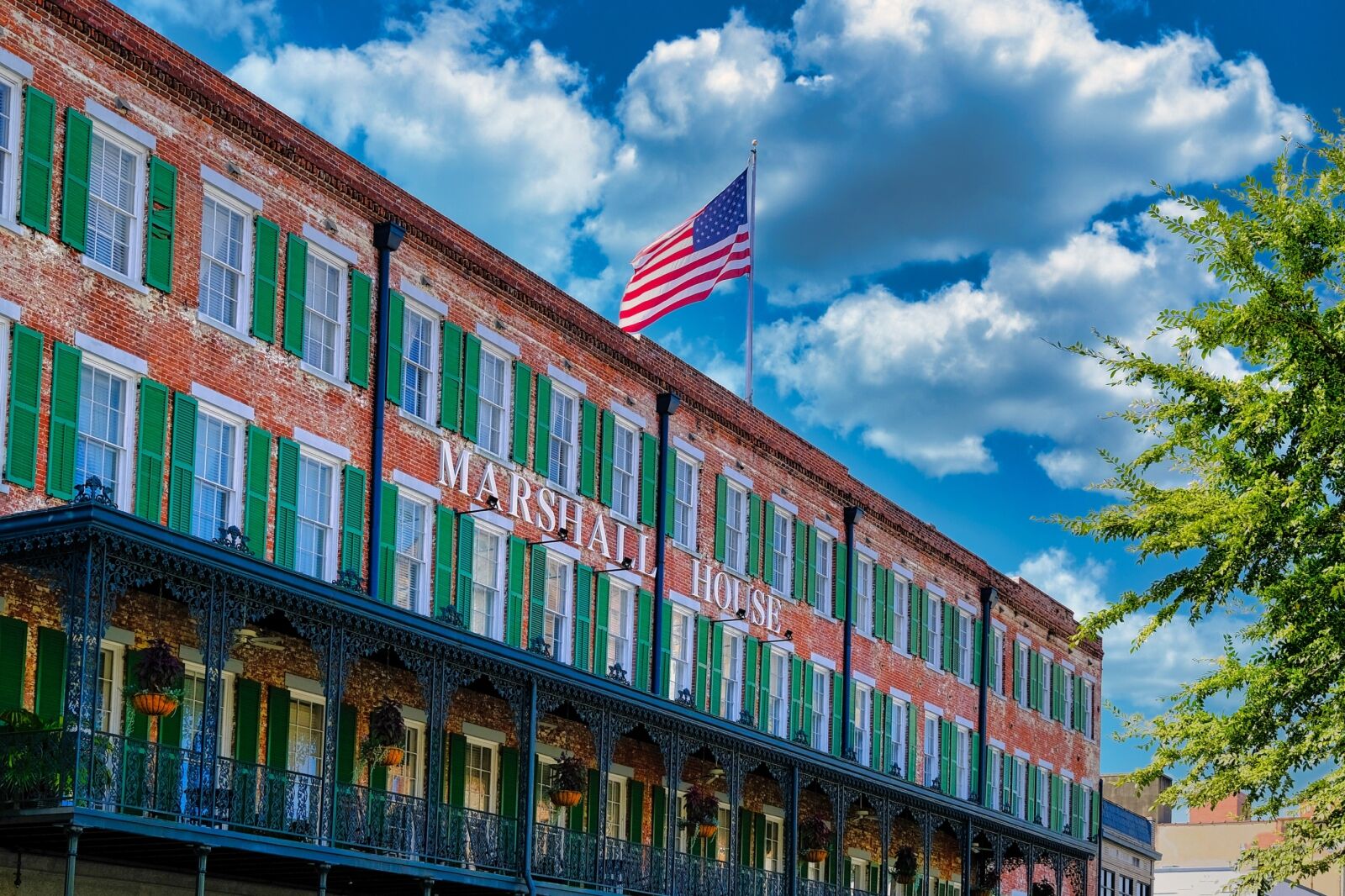 haunted-hotels-stay-9