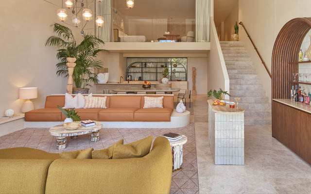 Mondrian_Gold_Coast_HB7G6-Beach-House-2-Terrace-to-Internal-Hi-Res_Credit-Justin-NIcholas-640