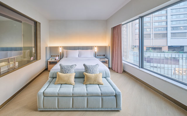 The-Royal-Garden-Kowloon-East-Urban-Oasis-King_640