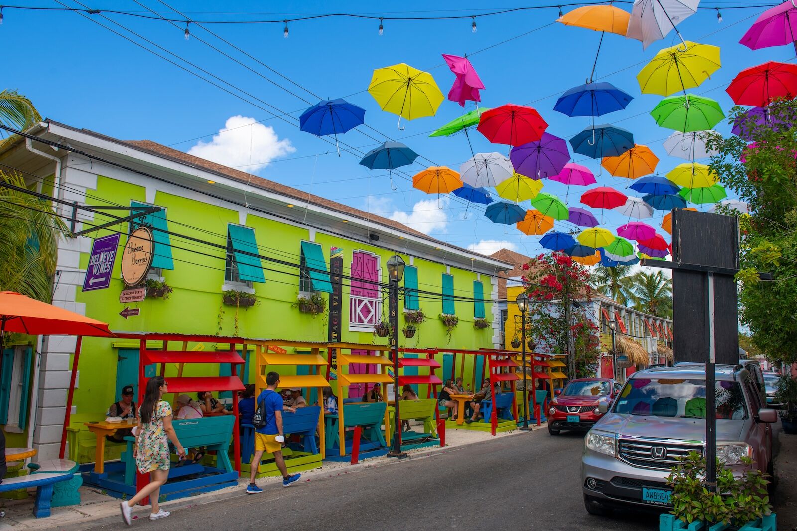 shutterstock_2137193061