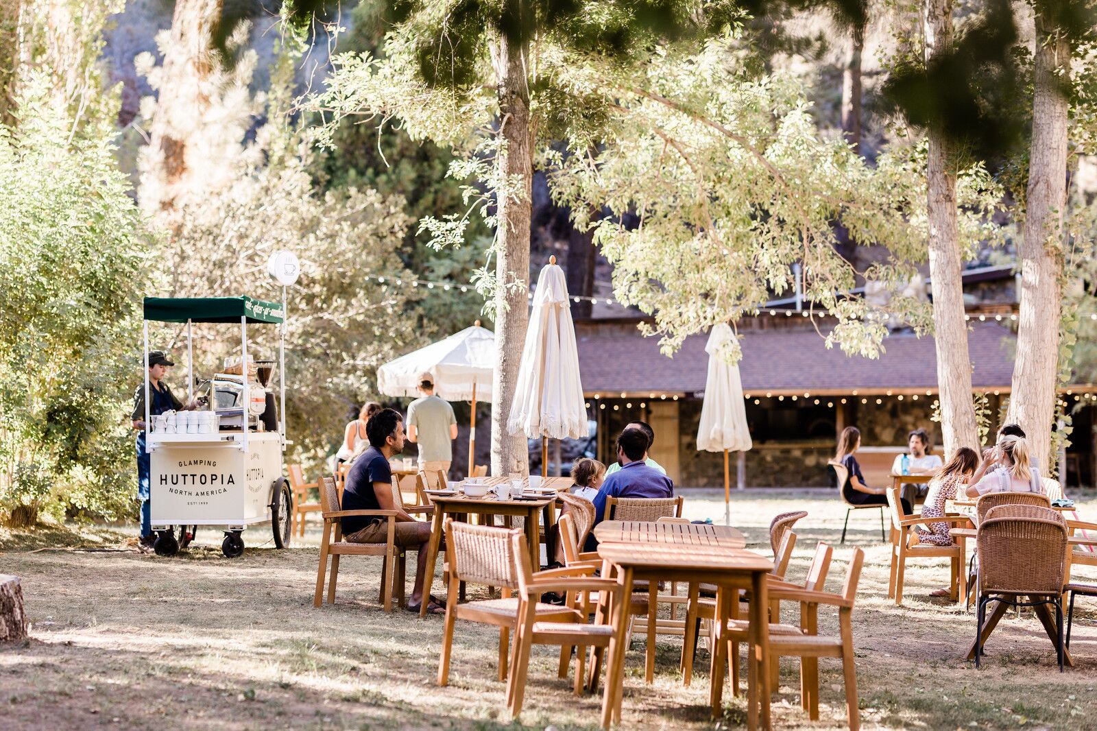 huttopia-paradise-springs-restaurant