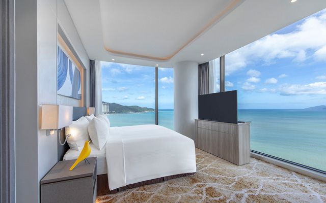 voco-Suite-Ocean-View-640