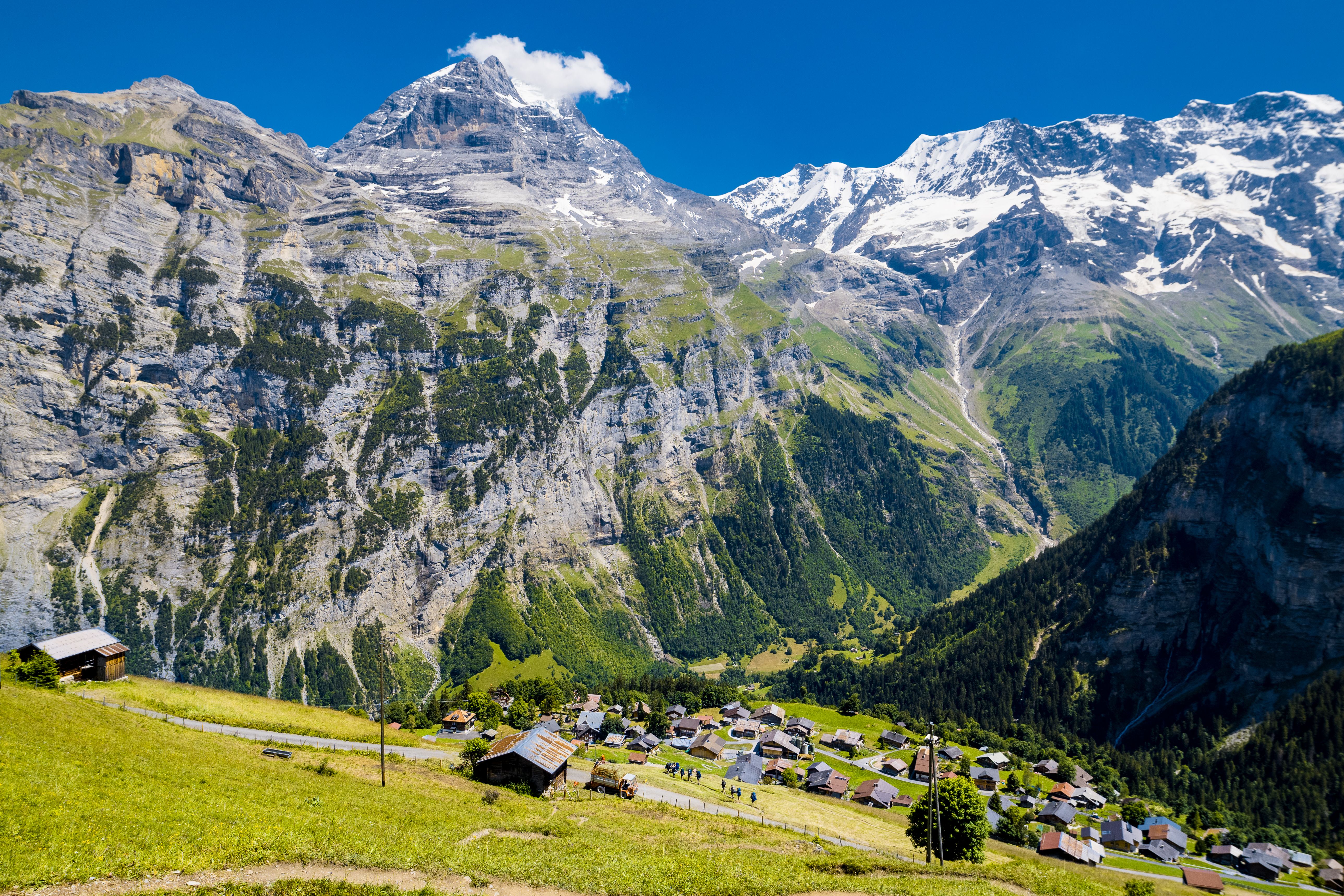 Gimmelwald-village-in-Switzerland