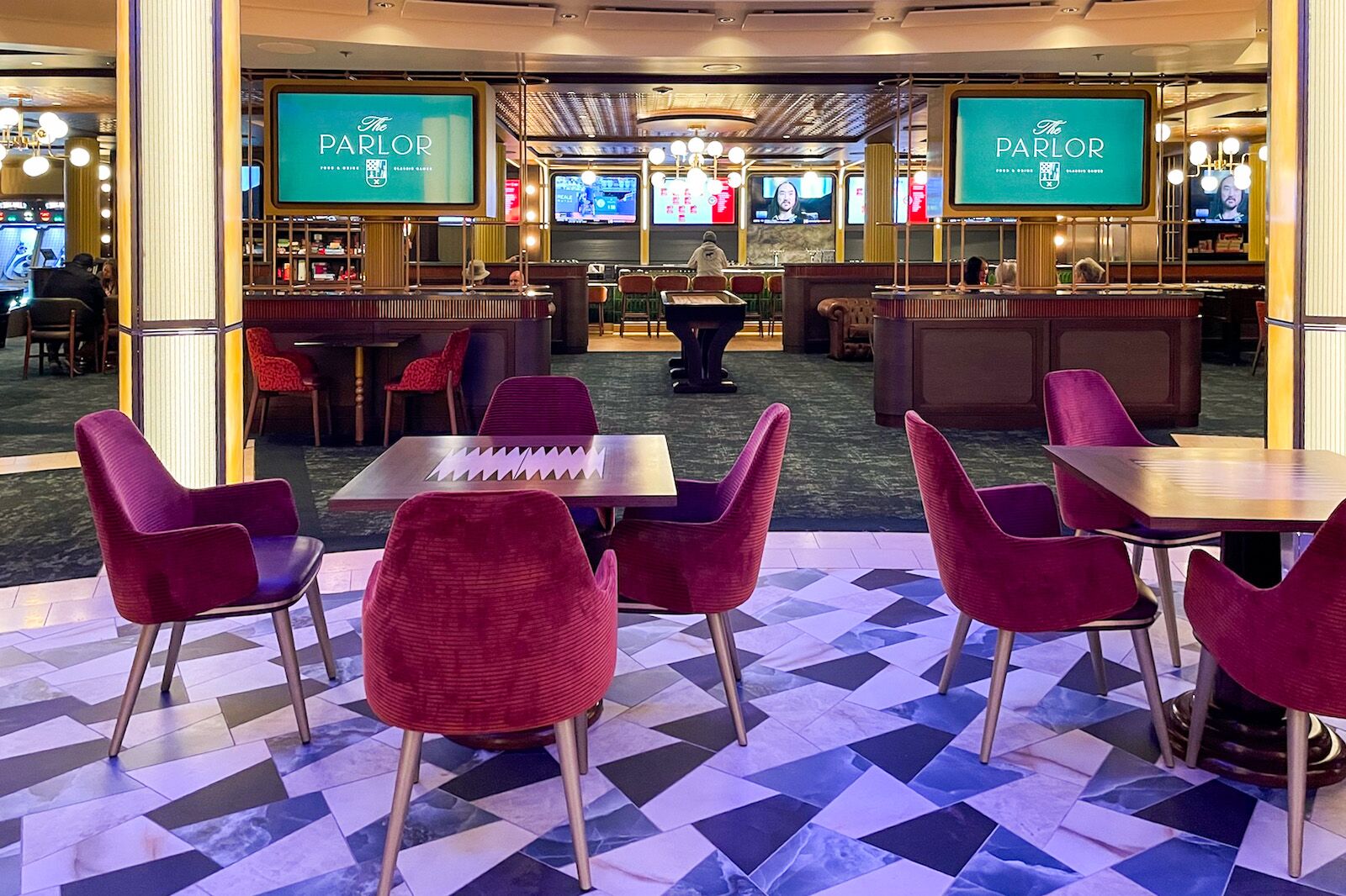 Celebrity-Solstice-The-Parlor
